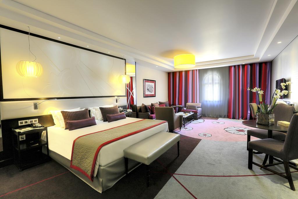 Отель Sofitel Beirut Le Gabriel Экстерьер фото