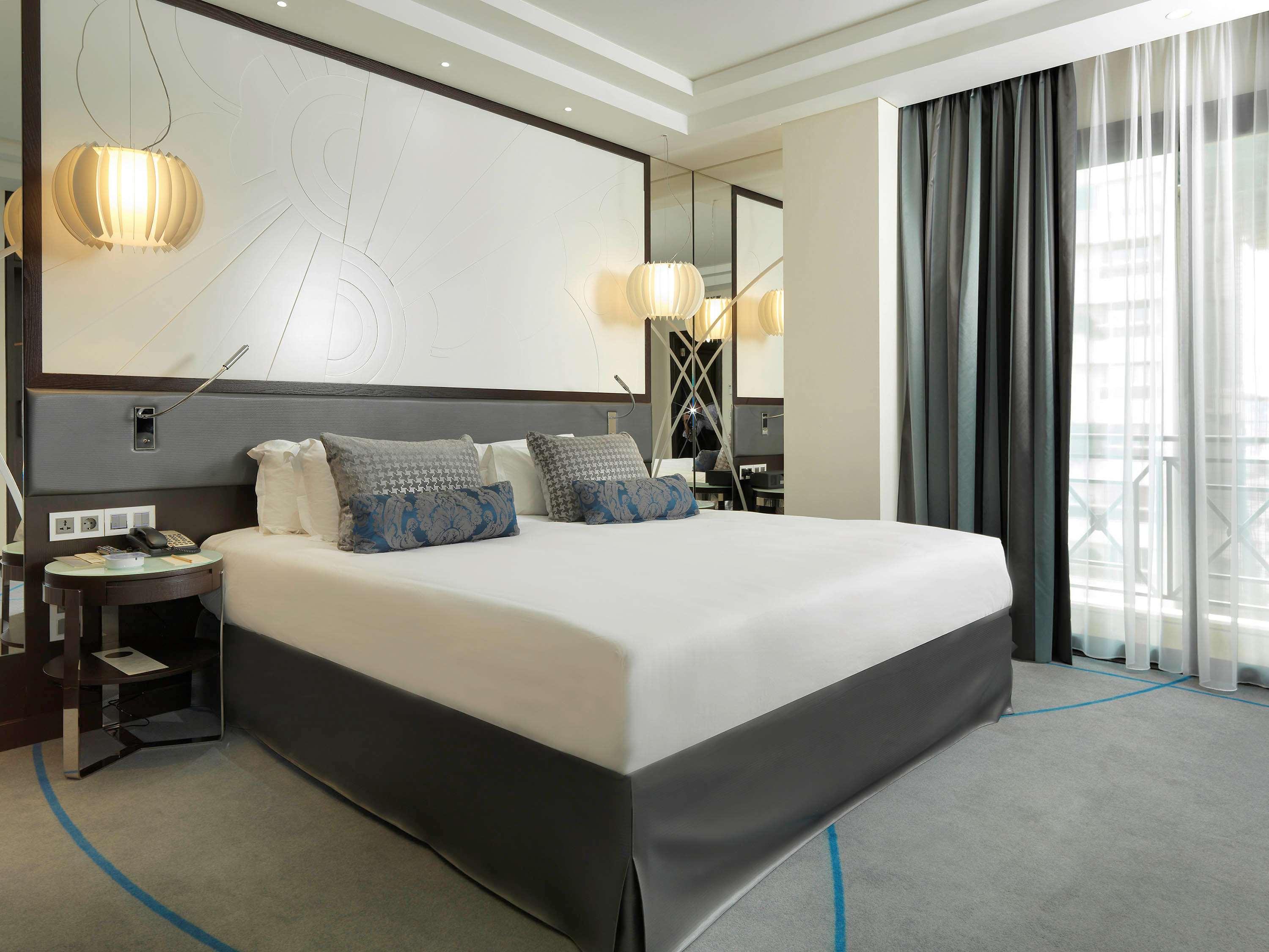 Отель Sofitel Beirut Le Gabriel Экстерьер фото