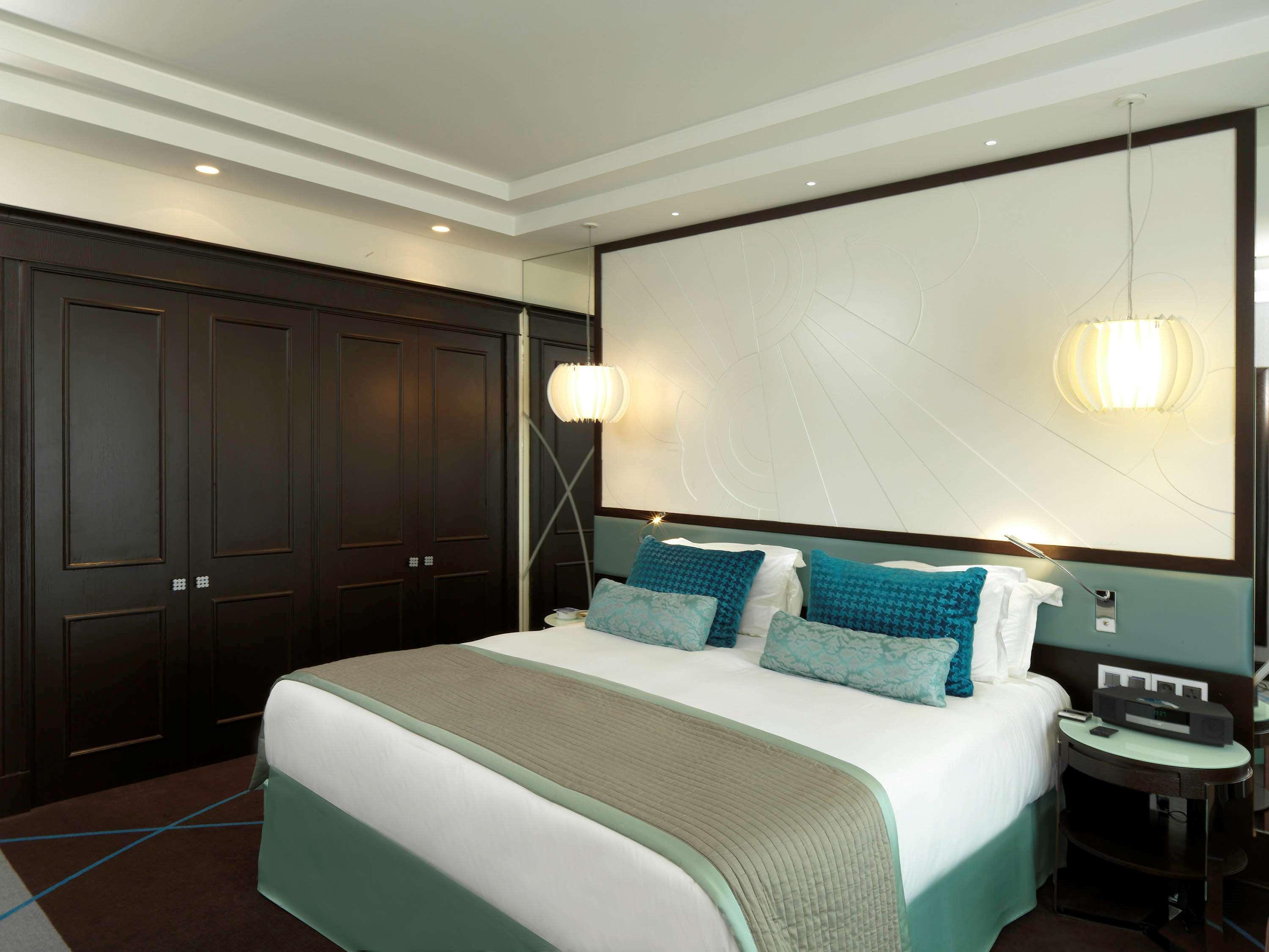 Отель Sofitel Beirut Le Gabriel Экстерьер фото