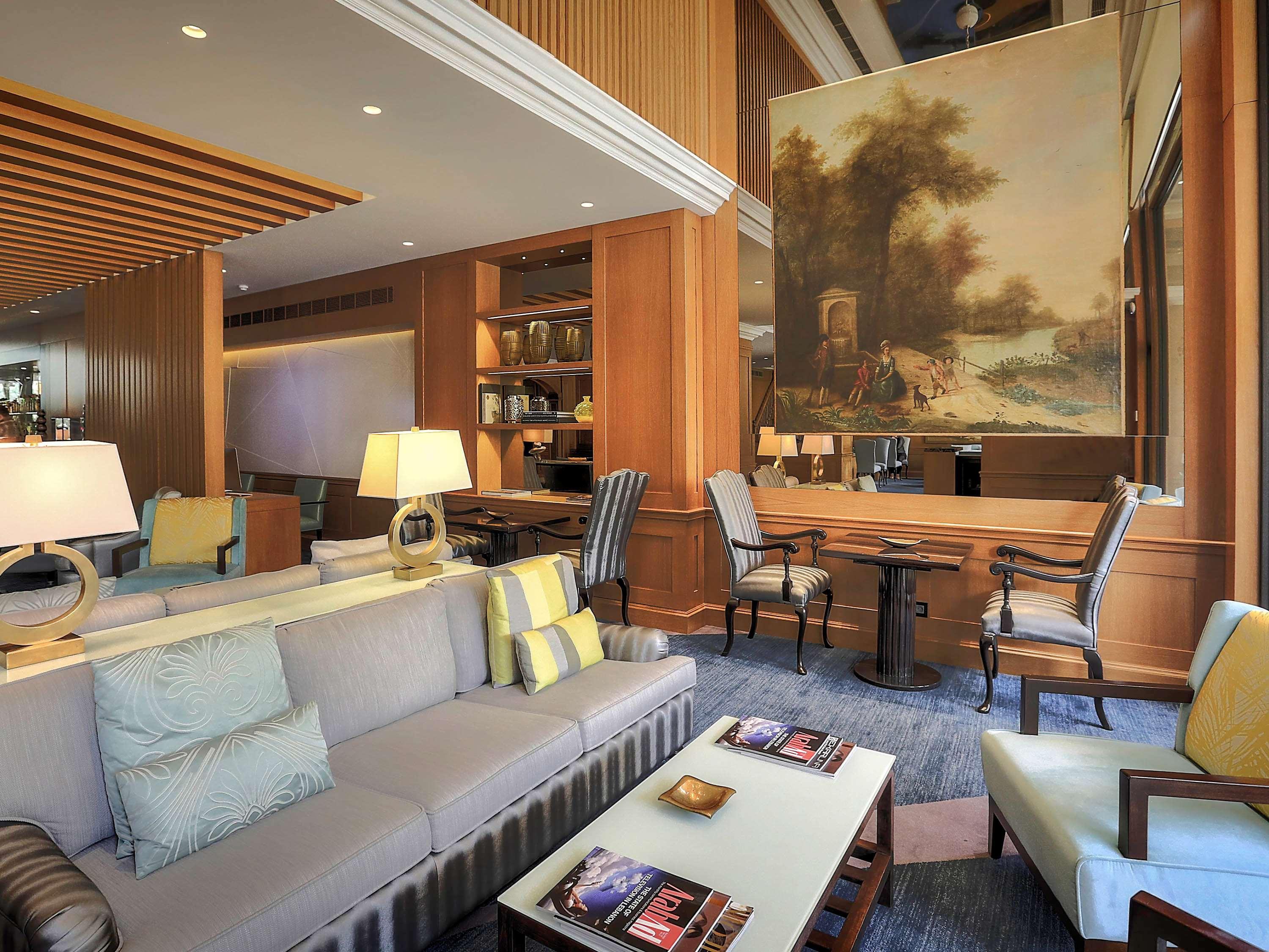 Отель Sofitel Beirut Le Gabriel Экстерьер фото