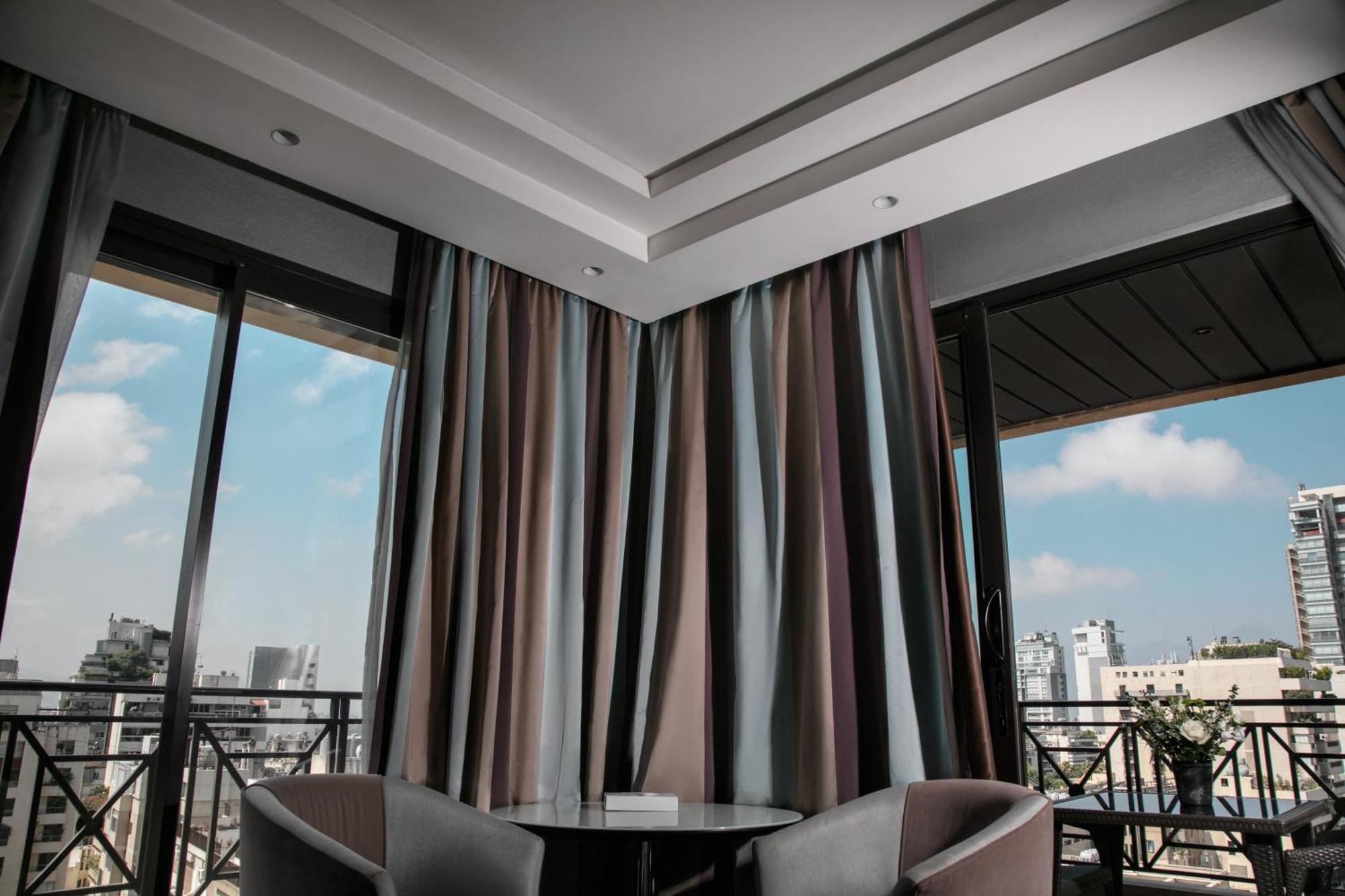 Отель Sofitel Beirut Le Gabriel Экстерьер фото