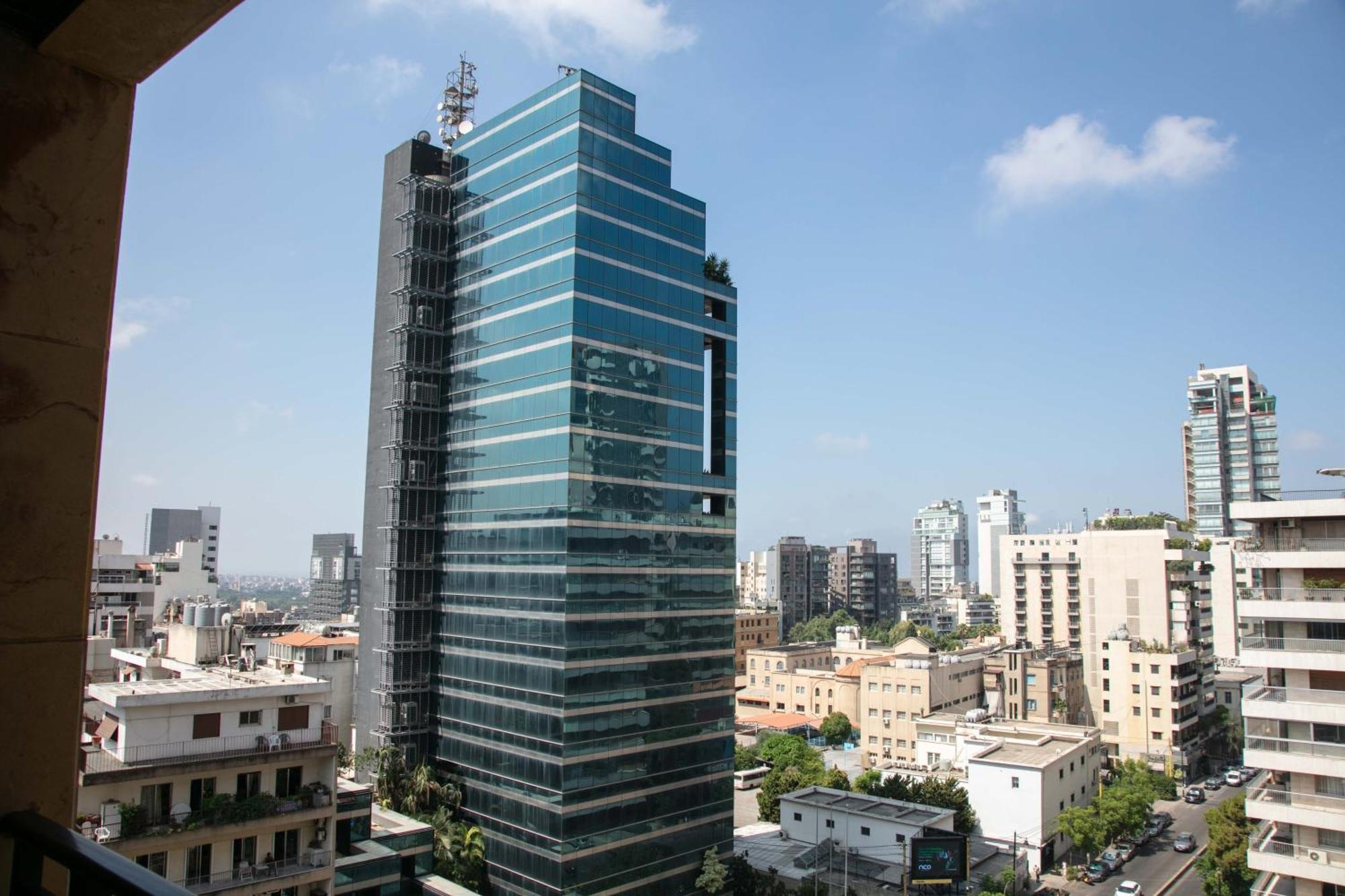 Отель Sofitel Beirut Le Gabriel Экстерьер фото